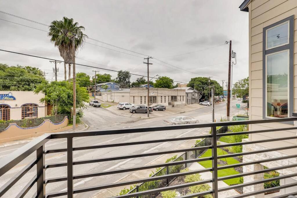 Gorgeous 4 Bed Home On St Mary'S - Minutes To Riverwalk/Pearl Σαν Αντόνιο Εξωτερικό φωτογραφία