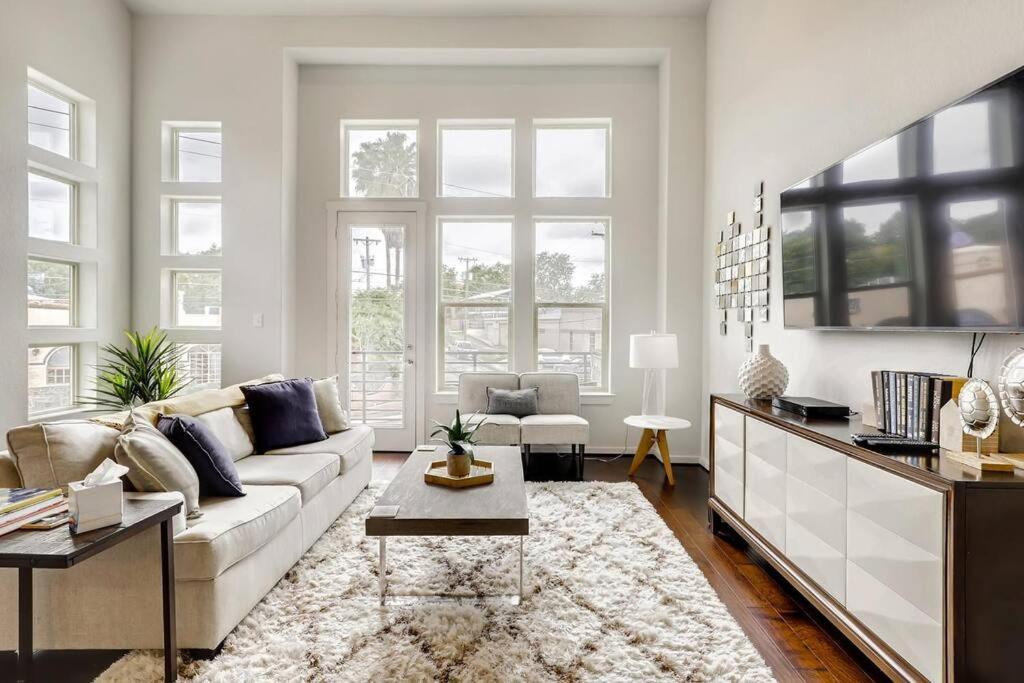 Gorgeous 4 Bed Home On St Mary'S - Minutes To Riverwalk/Pearl Σαν Αντόνιο Εξωτερικό φωτογραφία