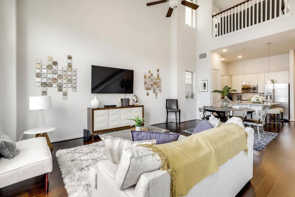 Gorgeous 4 Bed Home On St Mary'S - Minutes To Riverwalk/Pearl Σαν Αντόνιο Εξωτερικό φωτογραφία
